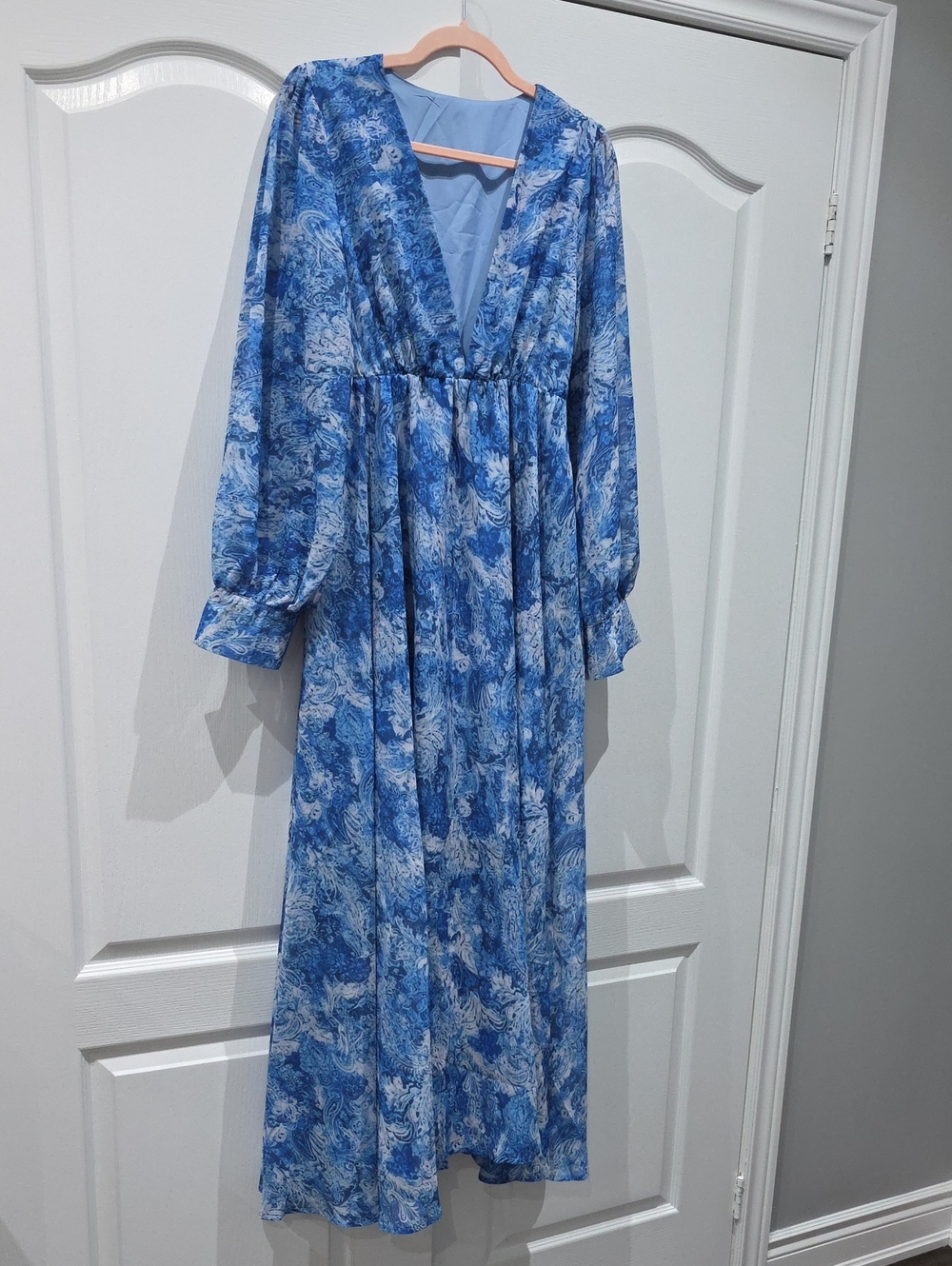 Sky-Print Long Sleeve V-Neck Maxi Dress - Blue